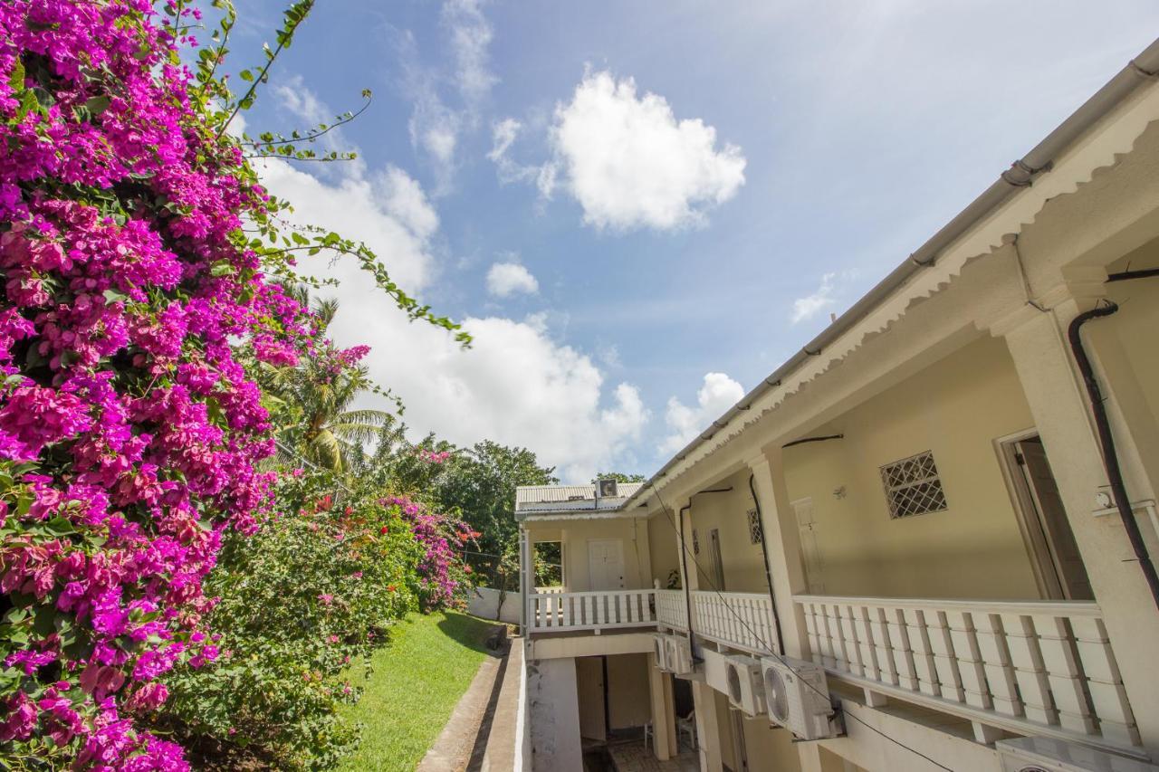 Rosewood Apartment Hotel Arnos Vale Экстерьер фото