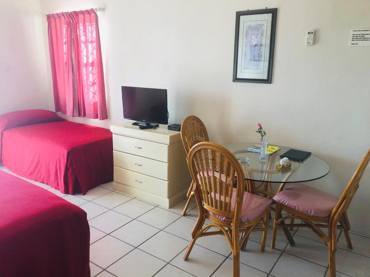 Rosewood Apartment Hotel Arnos Vale Экстерьер фото